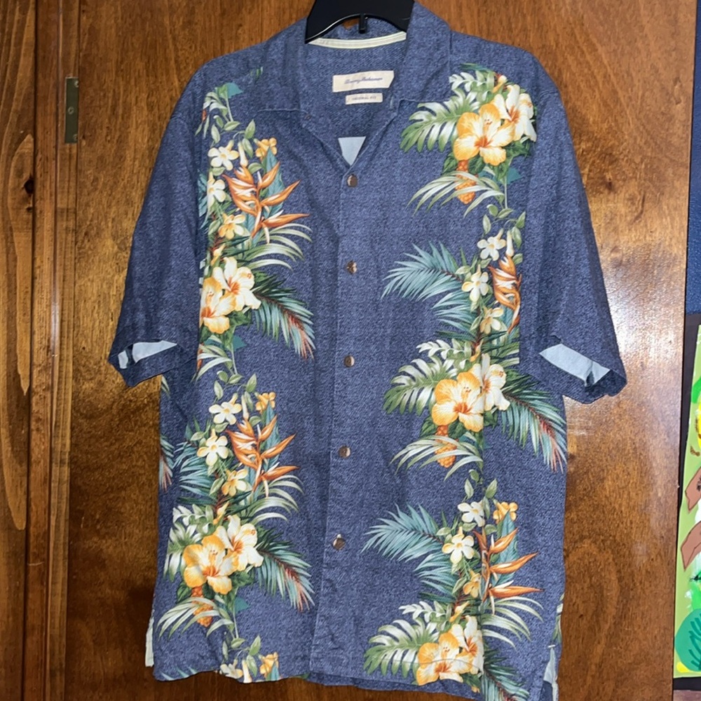 Tommy Bahama camp shirt for men original fit